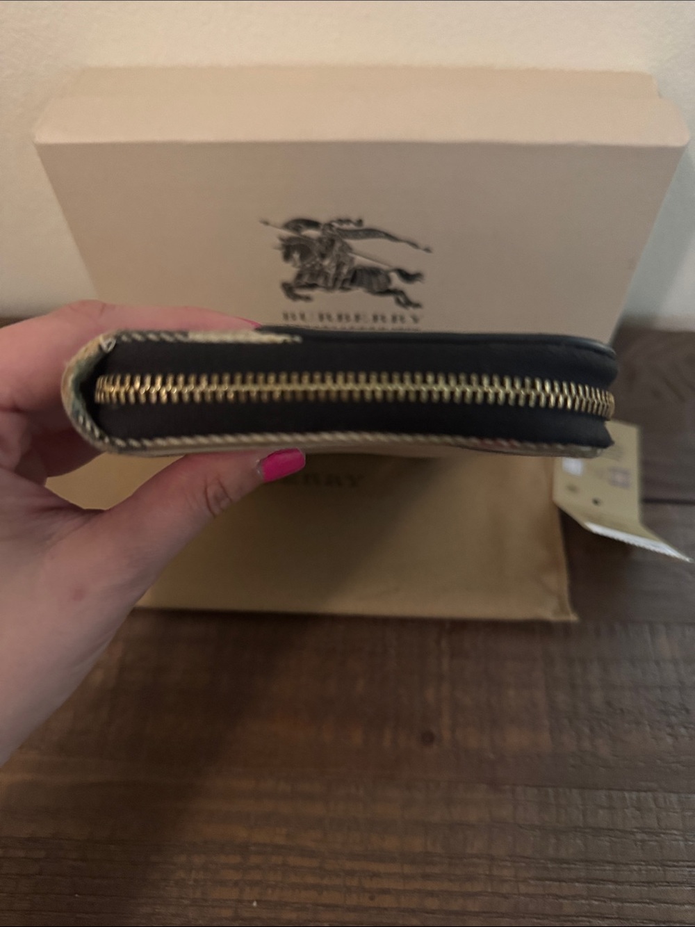 Burberry Black House Check Derby Leather Wallet Authentic - Picture 6 of 15